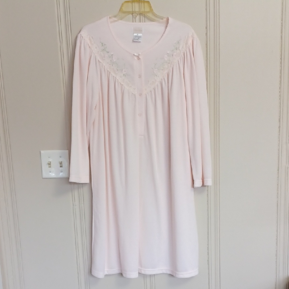 NWOT"S Barbizon Soft Pink Nightgown Floral Embroidery Lace Trim 3/4 Length W-XL